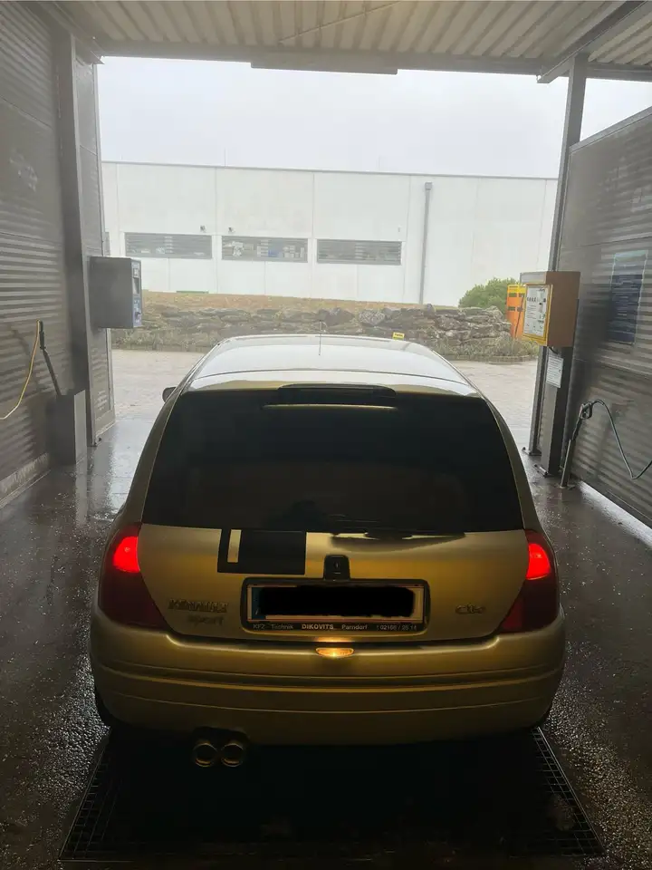 Renault Clio Sport 2,0 16V Emotion, foto 3