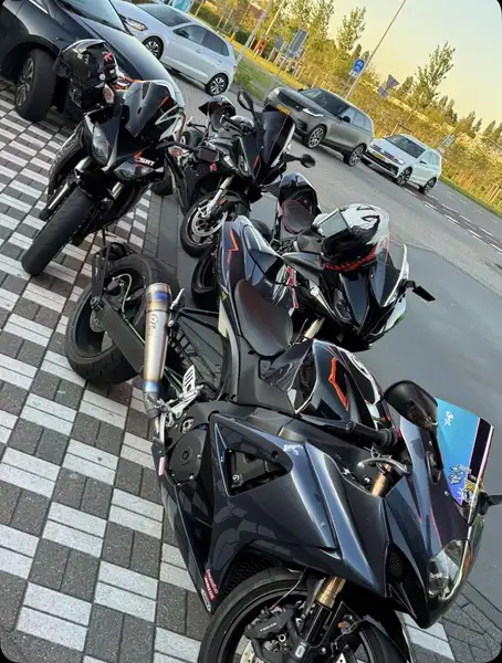 Suzuki GSX-R 1000 - foto 6