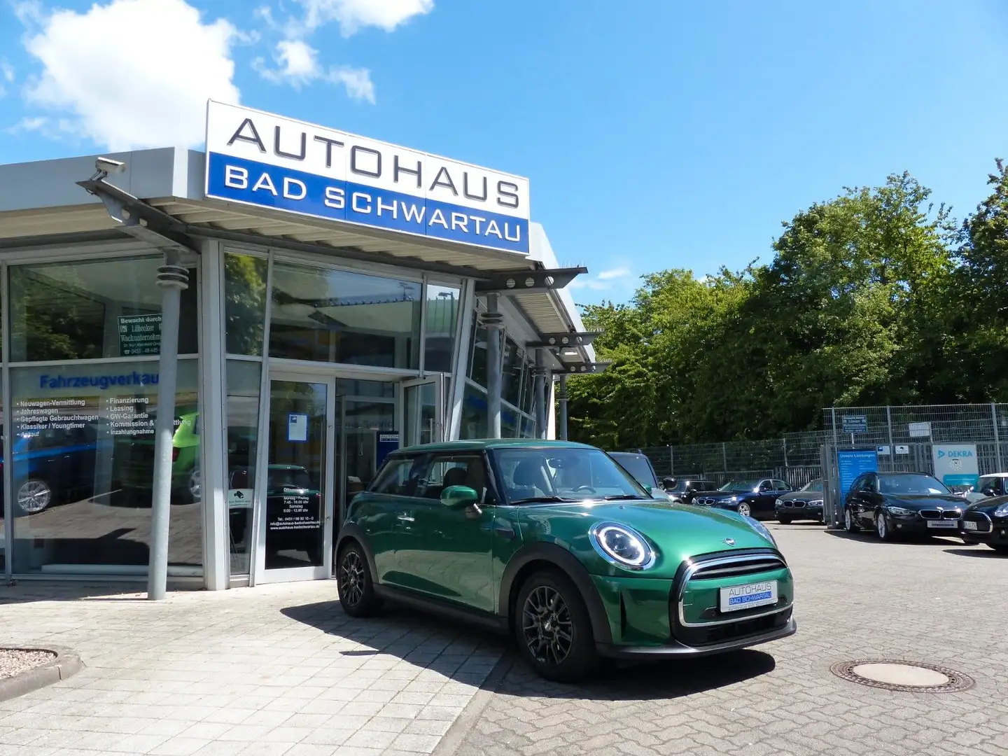 MINI One One Classic Trim, Navi, Apple CarPlay, LED uvm. Verde - 1