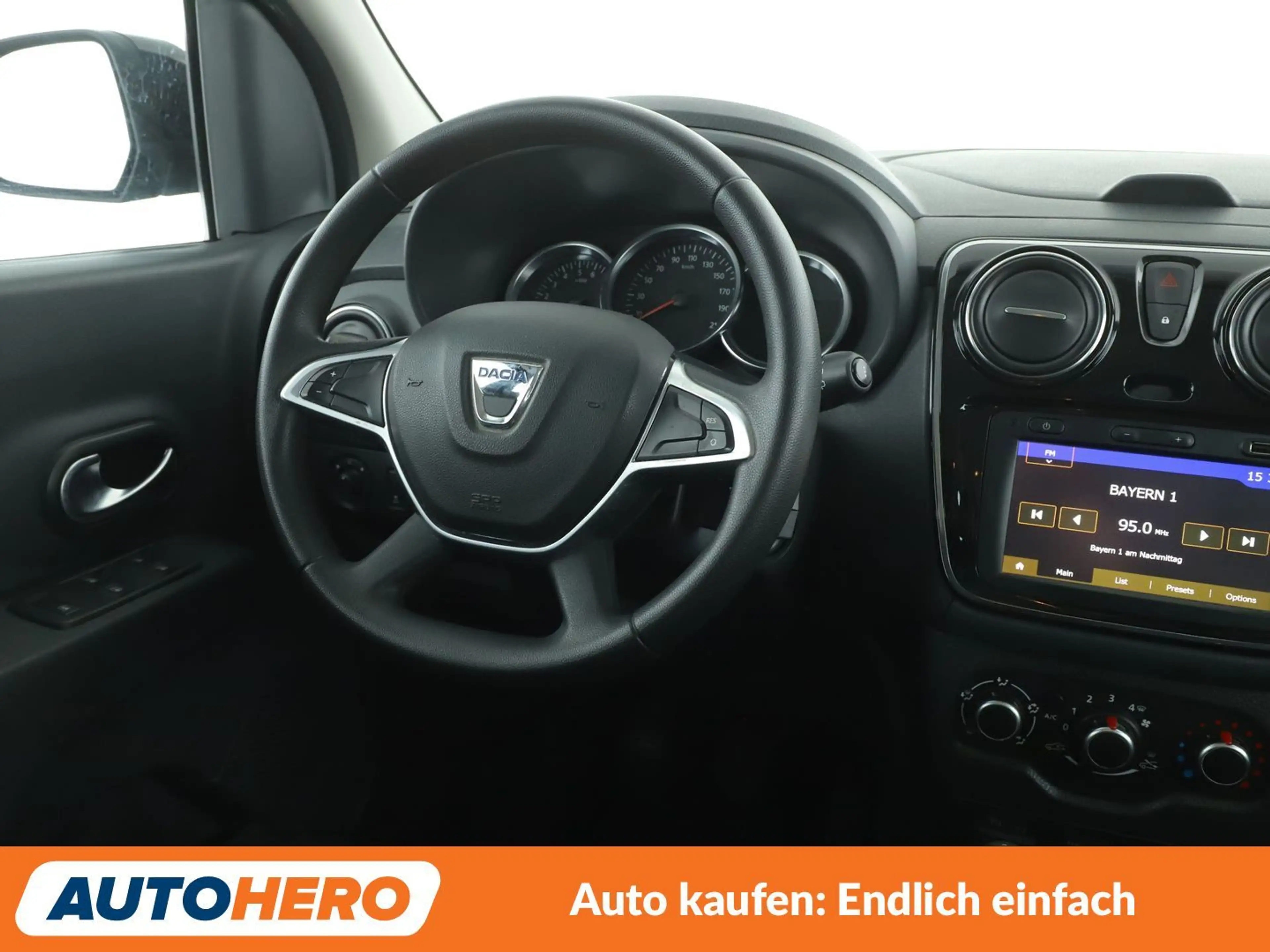 Dacia Lodgy 1.6 SCe Comfort*NAVI*TEMPO*SHZ*LIM*TOUCH* — photo 13