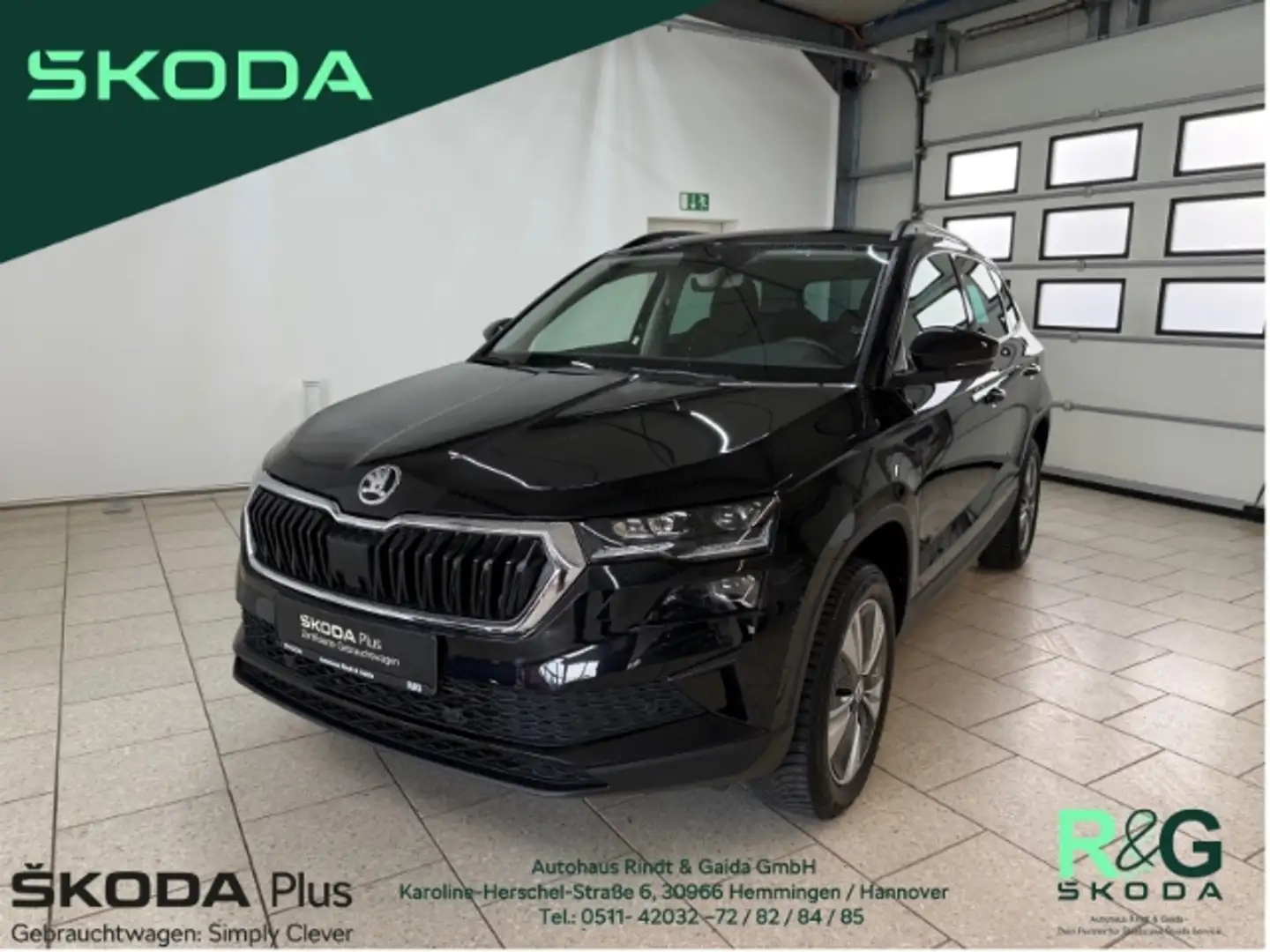 Skoda Karoq Selection 1.5 TSI ACT DSG Navi AHK ACC LED Schwarz - 1