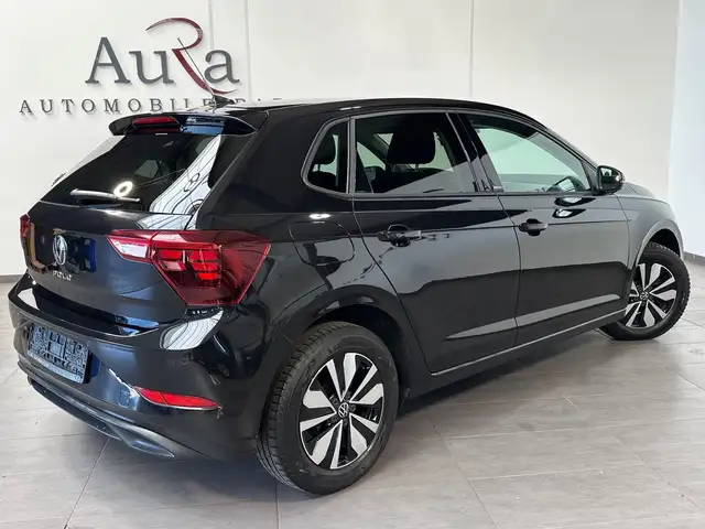 Volkswagen Polo view 4