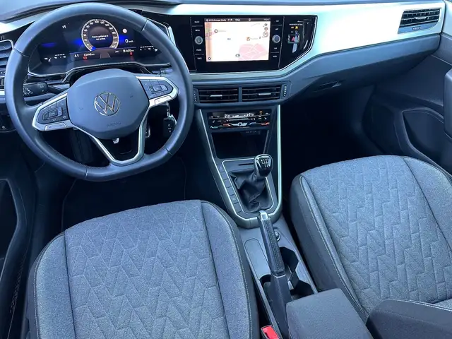 Volkswagen Polo view 12