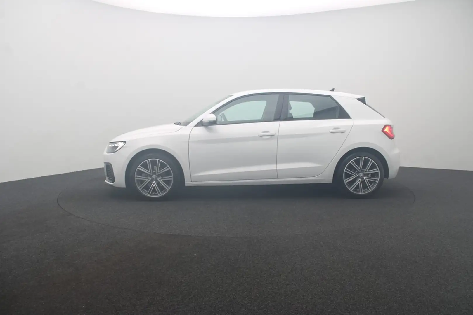 Audi A1 Sportback 30 TFSI . Virt.Cockpit LED Navi Blanc - 2