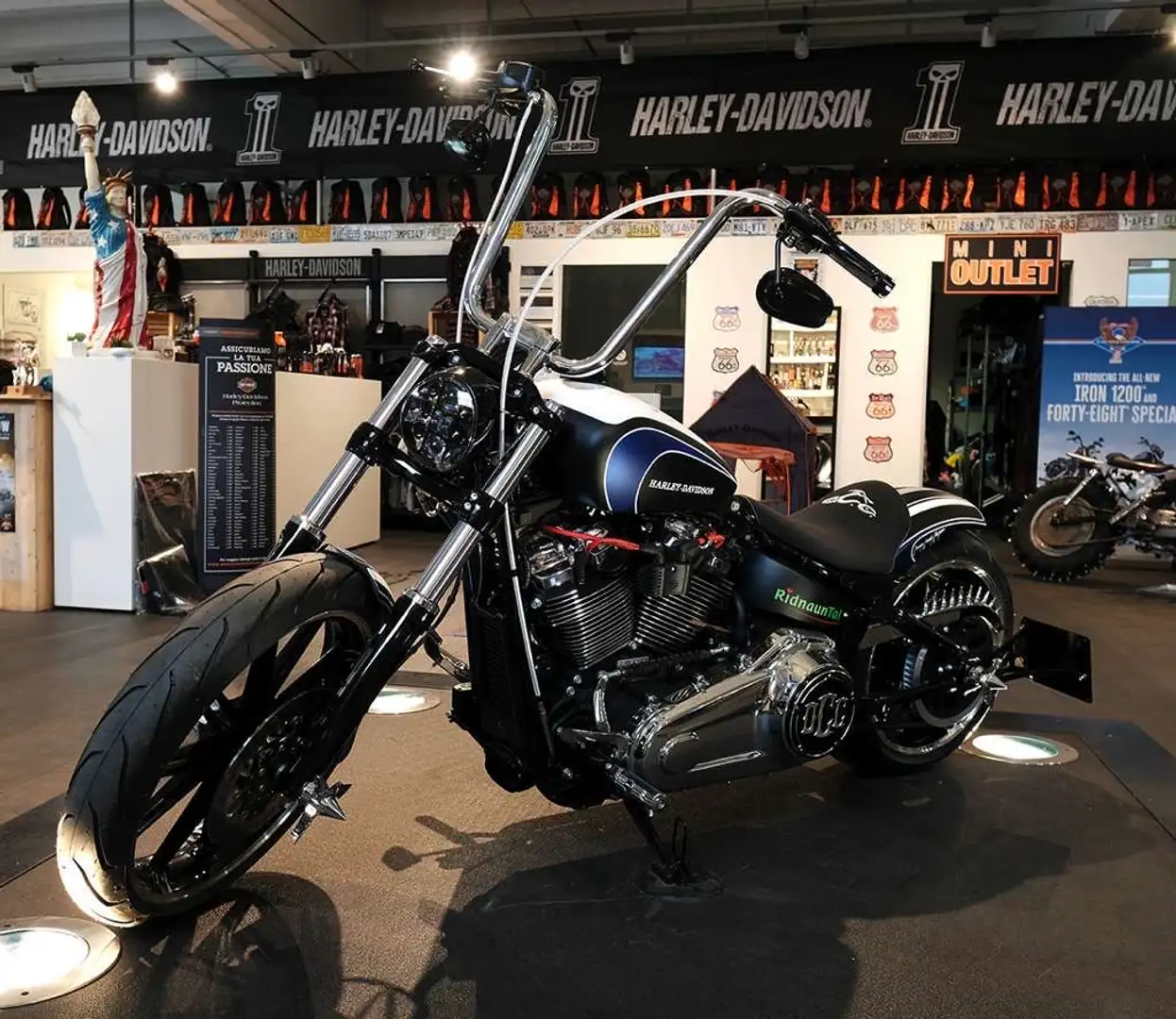 Harley-Davidson Softail Softail Breakout- unico esemplare al mondo - 1