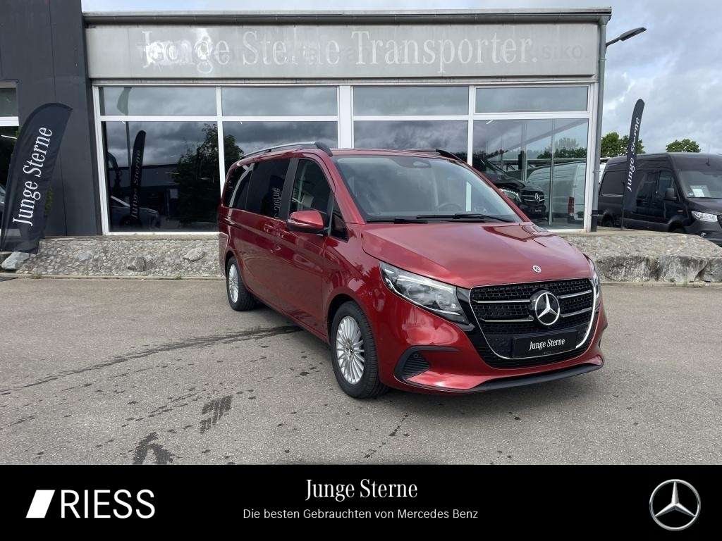 Mercedes-Benz V 220
