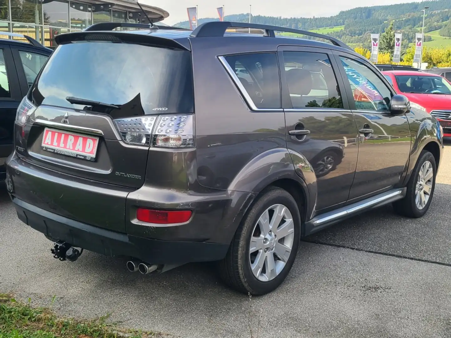 Mitsubishi Outlander 2,2 DI-D Instyle Leder Braun - 2