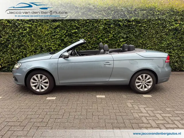 Volkswagen Eos view 8