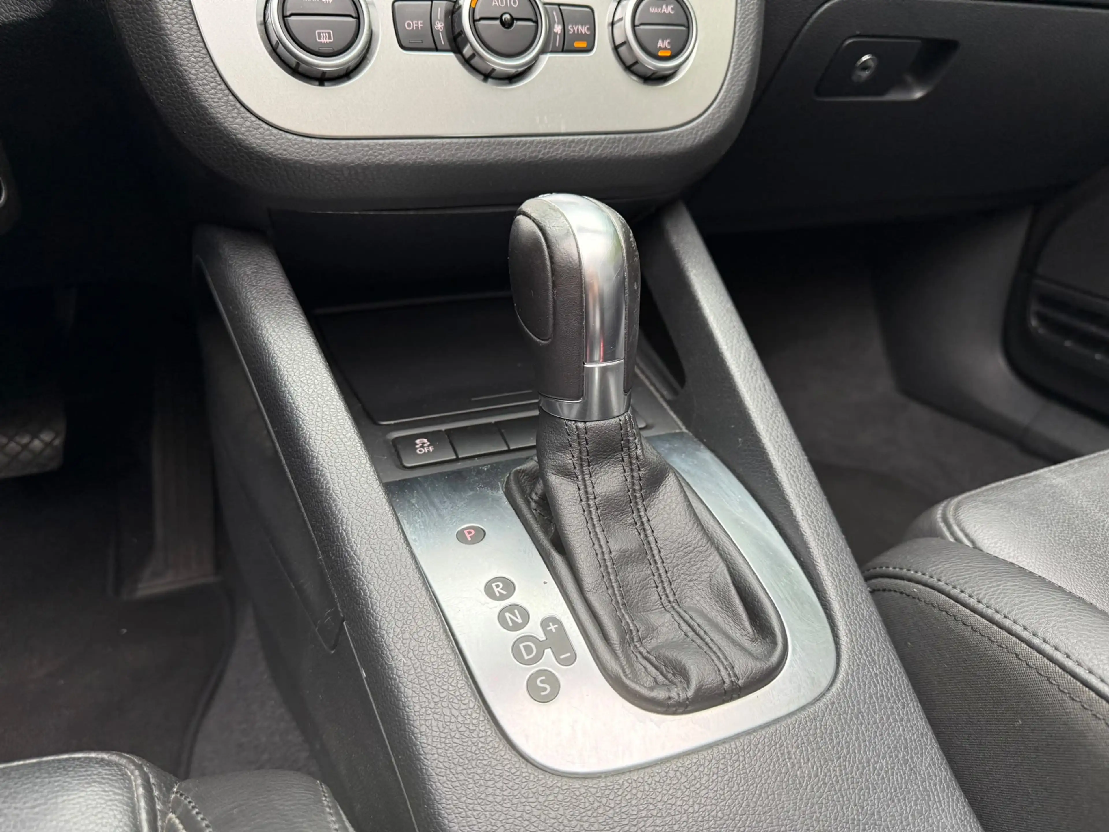 Volkswagen Eos 2.0 TSI Highline I Automaat I Leer — photo 14
