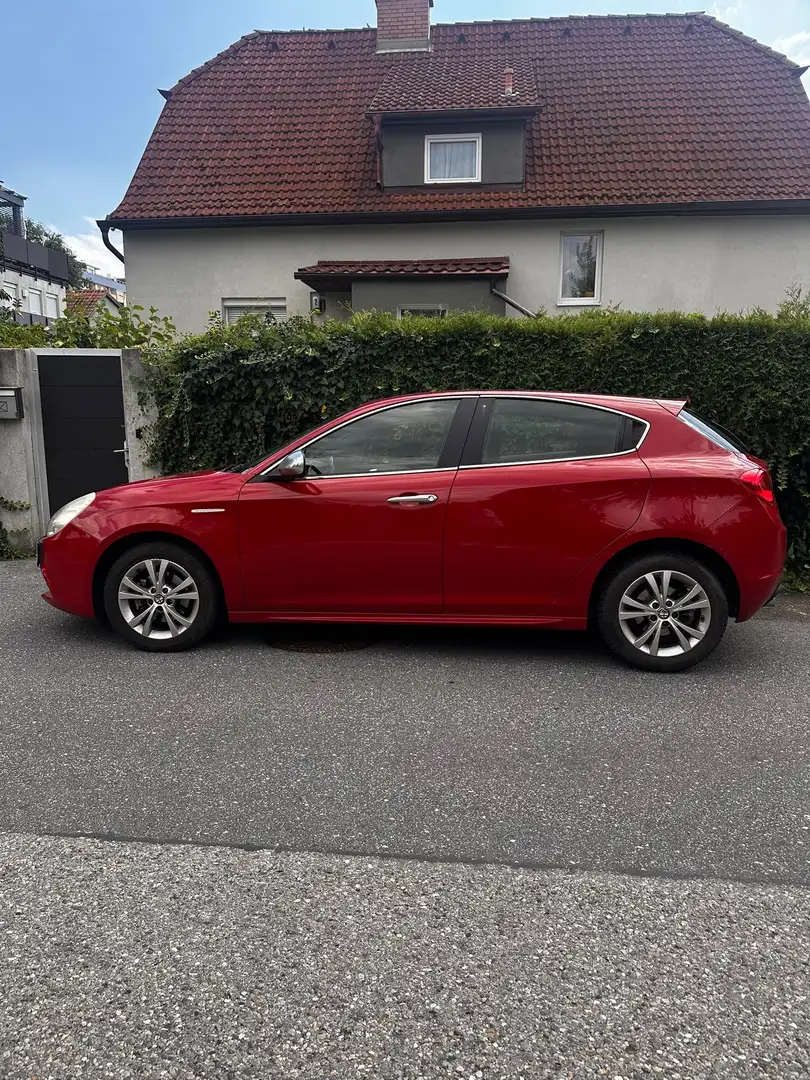 Alfa Romeo Giulietta 2,0 JTD Multijet II Distinctive - 2