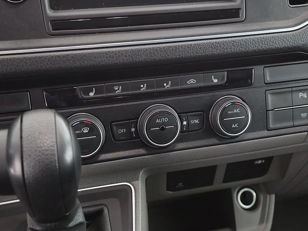 Volkswagen Crafter E 35 Kasten 36kWh Aut LED R-KAMERA NAVI 15