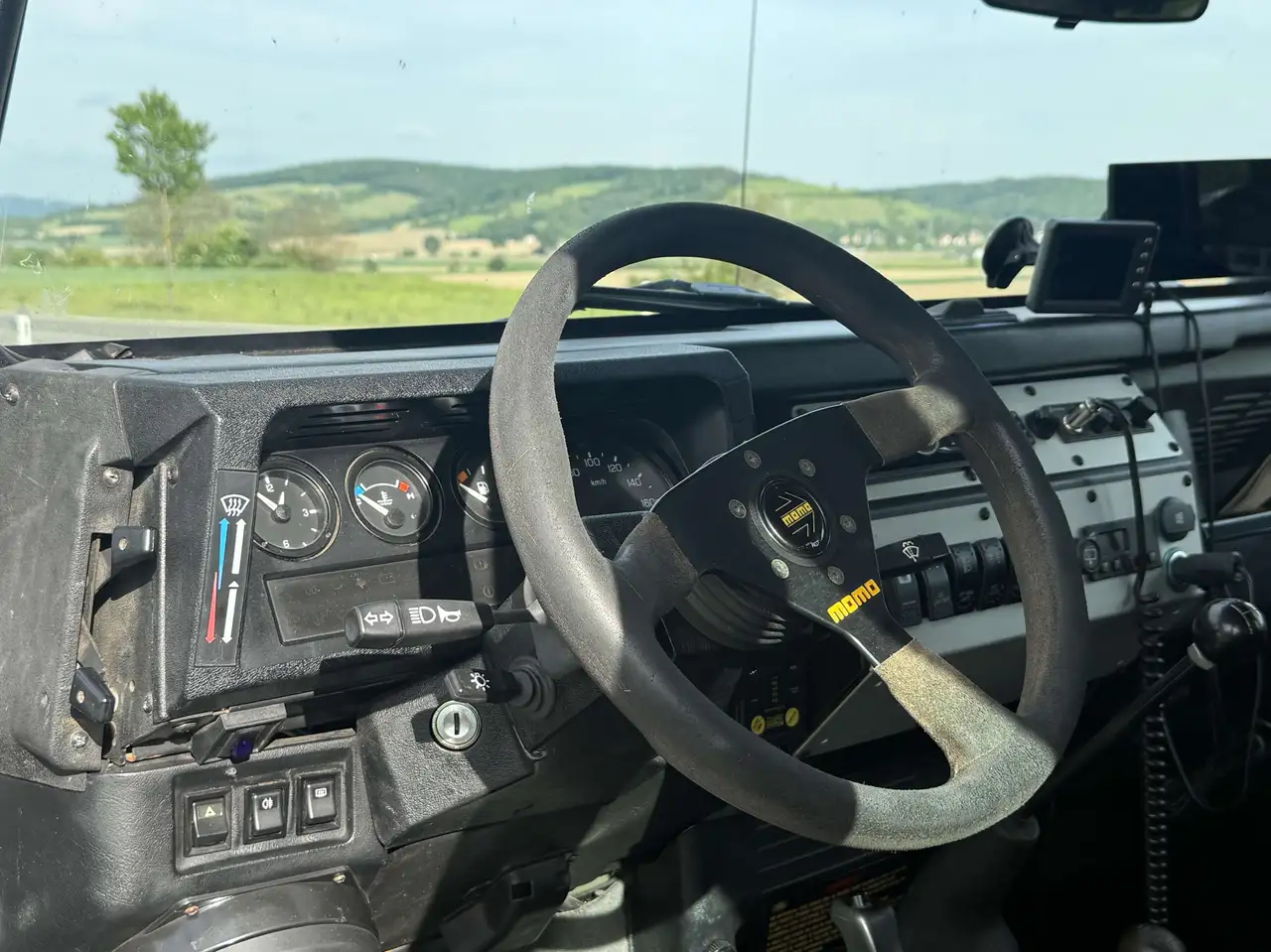 Land Rover Defender umfangreich ausgestattet, foto 5