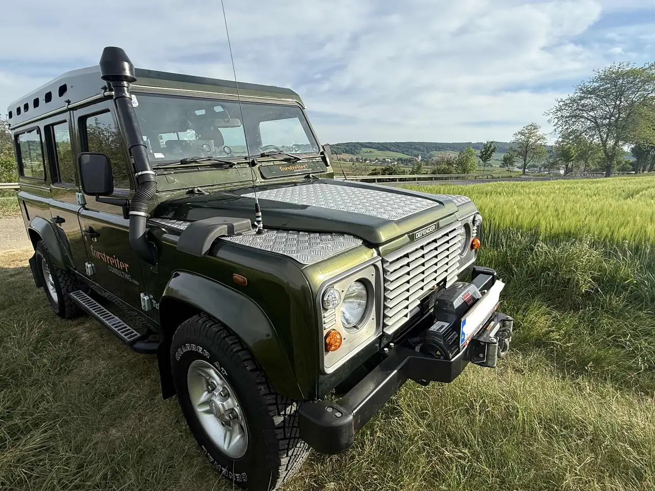 Land Rover Defender umfangreich ausgestattet, foto 7