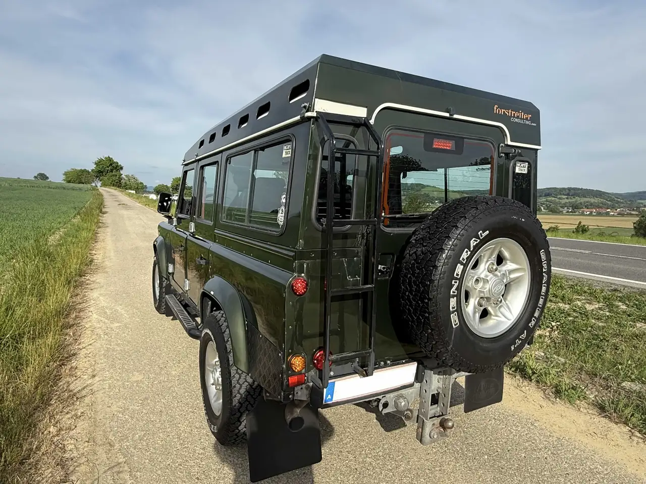 Land Rover Defender umfangreich ausgestattet, foto 9