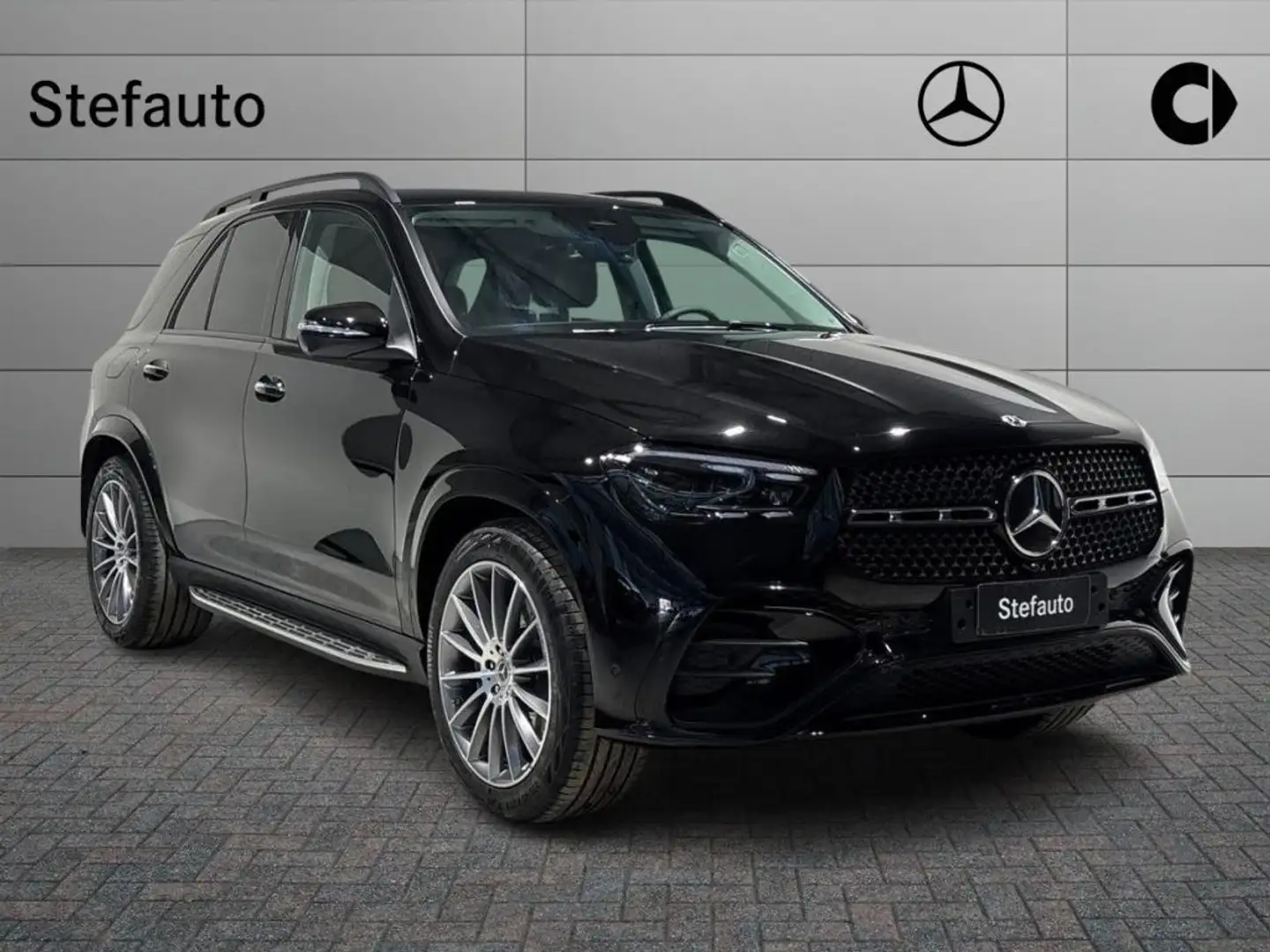 Mercedes-Benz GLE 300 d 4Matic Mild Hybrid AMG Line Advanced Plus Negru - 1