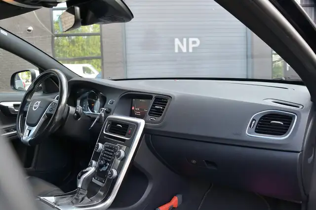 Volvo V60 view 12