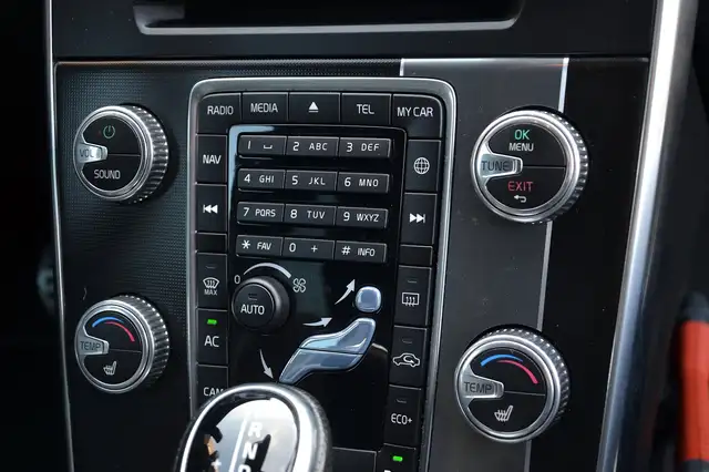 Volvo V60 view 18