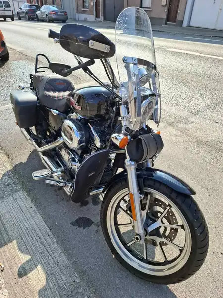 Harley-Davidson Superlow