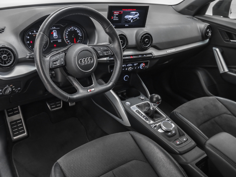 Audi Q2 quattro sport 2.0 TFSI S line Navi AHK LED — photo 8