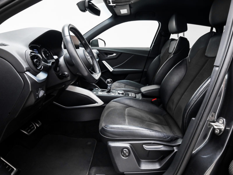 Audi Q2 quattro sport 2.0 TFSI S line Navi AHK LED — photo 7