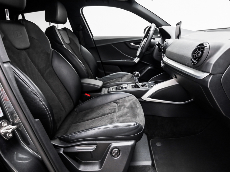 Audi Q2 quattro sport 2.0 TFSI S line Navi AHK LED — photo 15