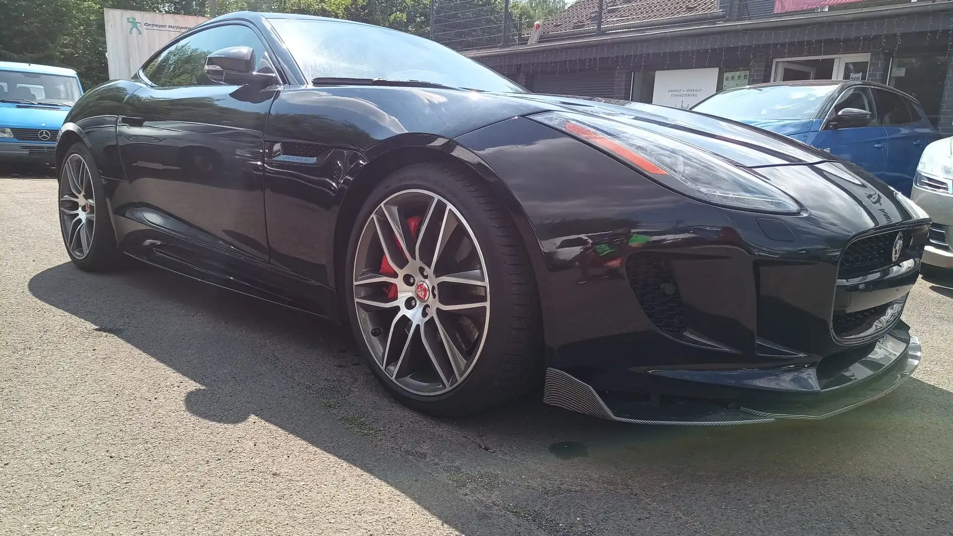 Jaguar F-Type R Schwarz - 1