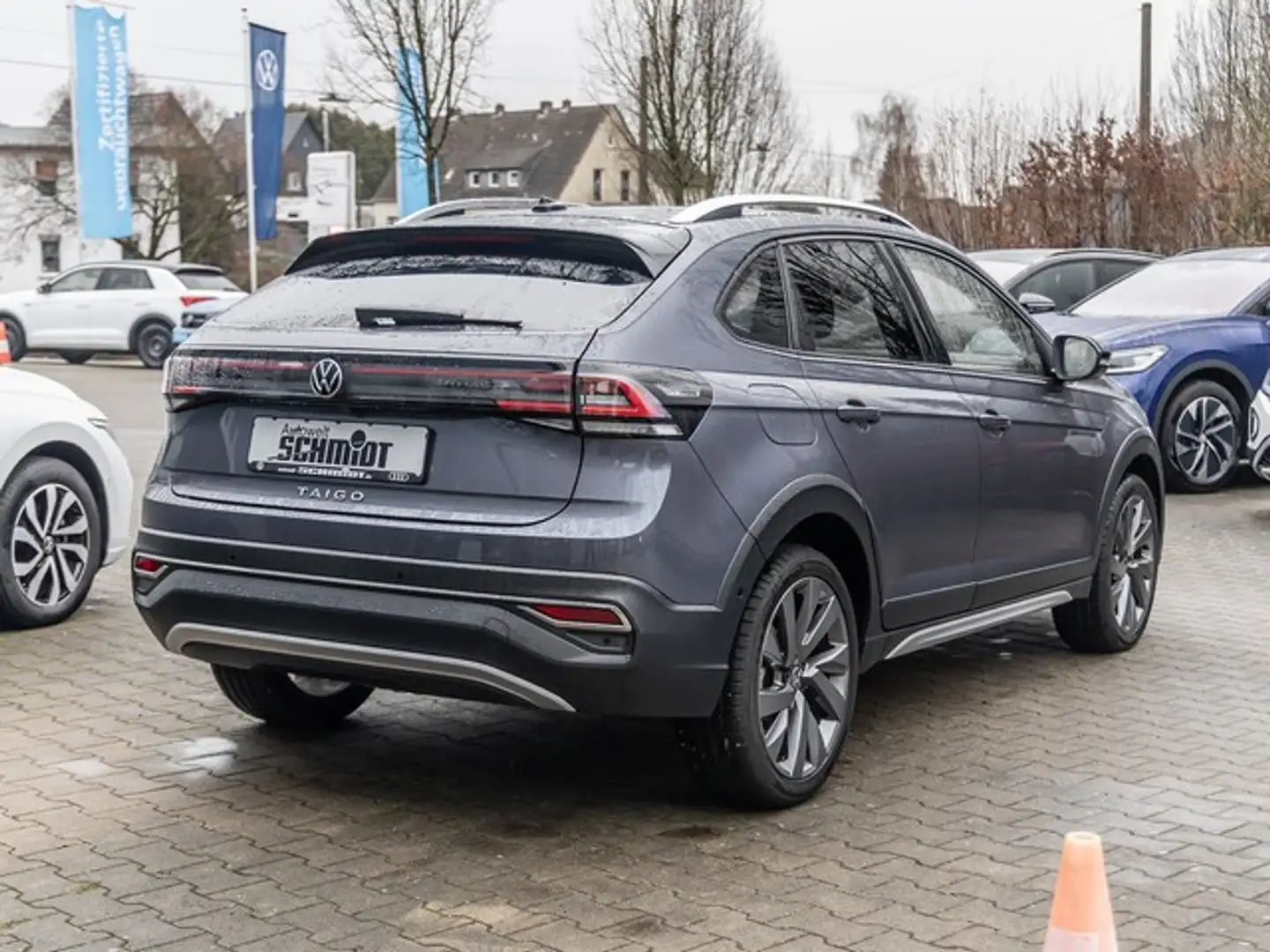 Volkswagen Taigo 1.0 TSI DSG Style ACC AHK LED NAVI KEYLESS Grau - 2