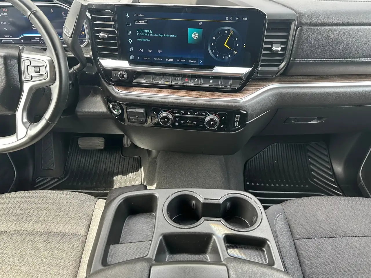 Chevrolet Silverado 1500 снимка Chevrolet Silverado 1500
