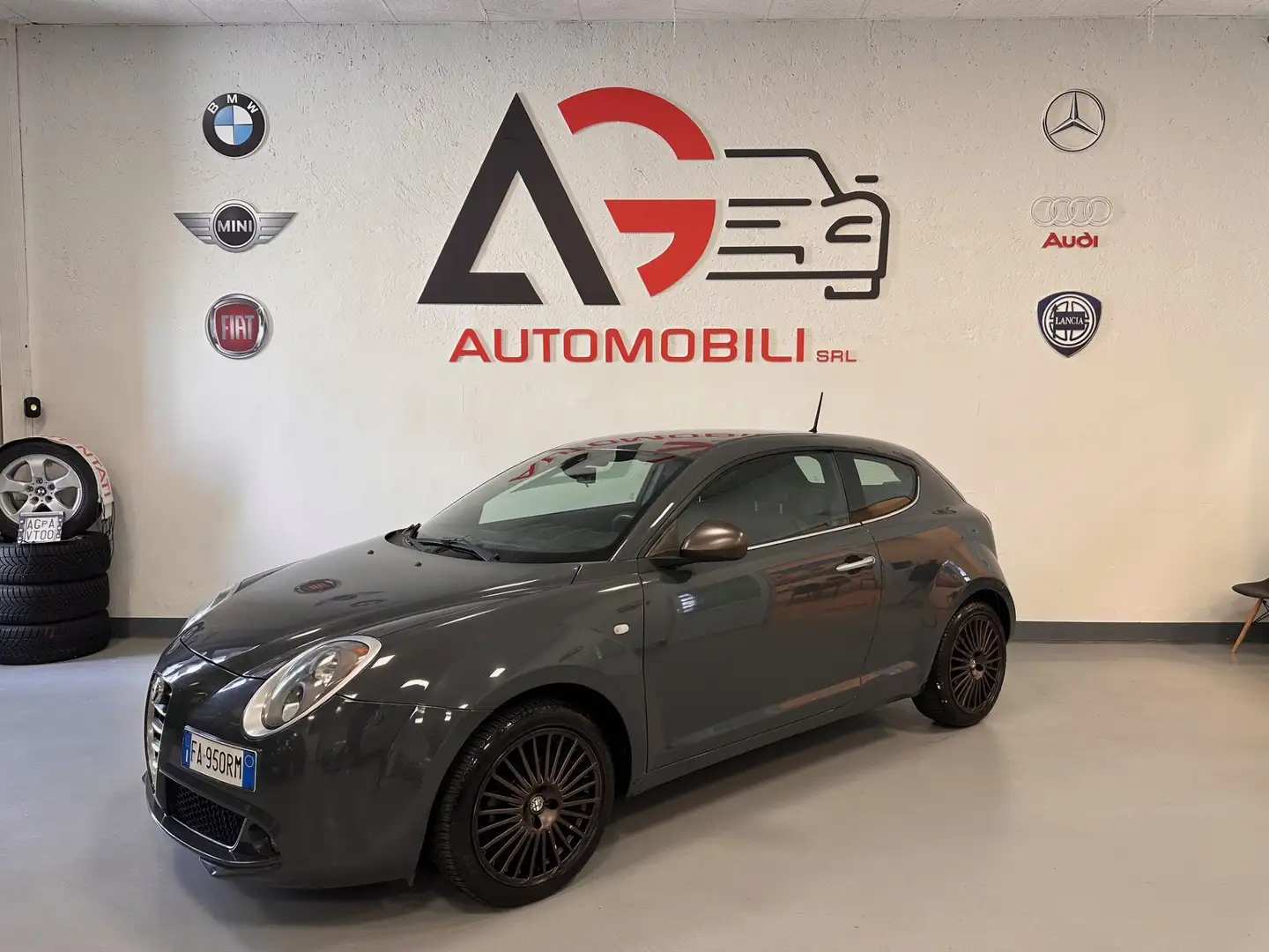 Alfa Romeo MiTo MiTo 1.4 Distinctive 78cv E6 Grigio - 1