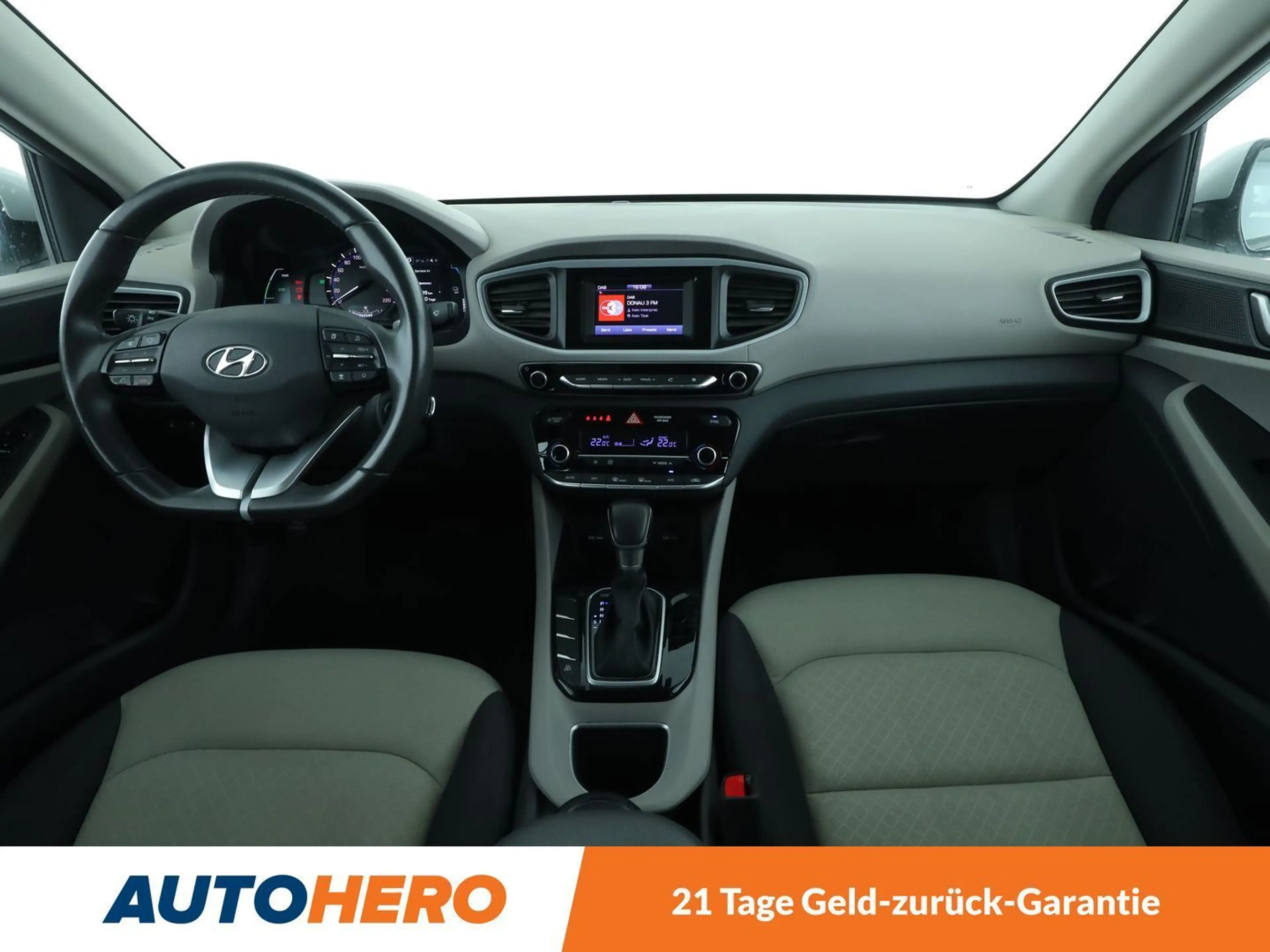 Hyundai IONIQ 1.6 Trend Plug-In Hybrid Aut.*TEMPO*CAM*PDC* — photo 12