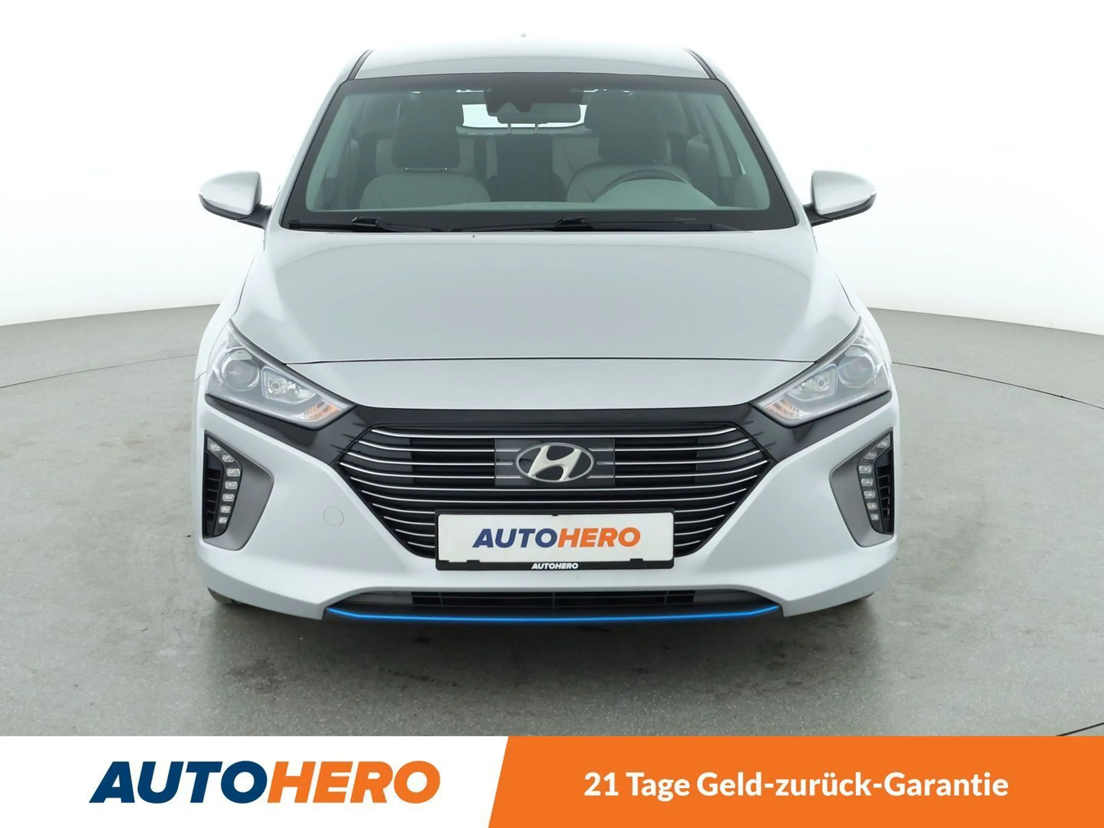 Hyundai IONIQ 1.6 Trend Plug-In Hybrid Aut.*TEMPO*CAM*PDC* — photo 9