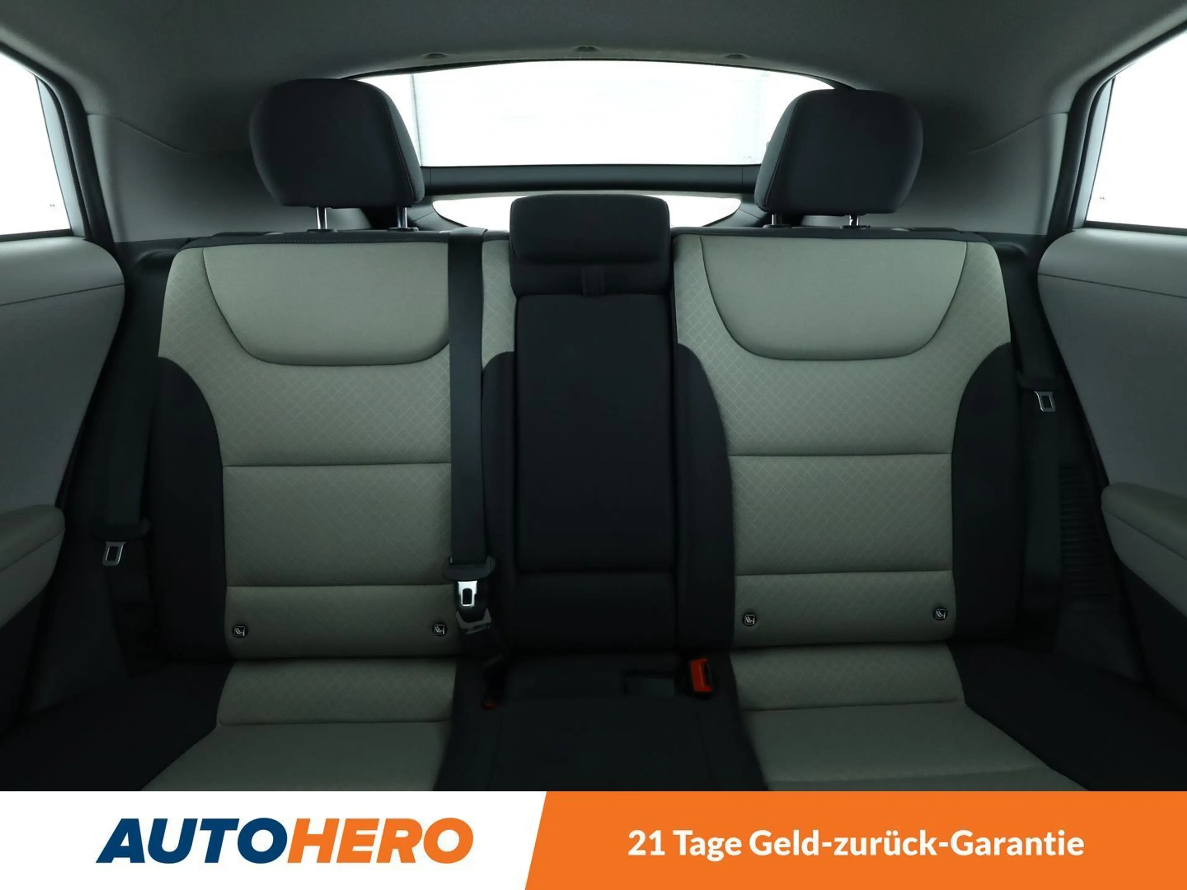 Hyundai IONIQ 1.6 Trend Plug-In Hybrid Aut.*TEMPO*CAM*PDC* — photo 14