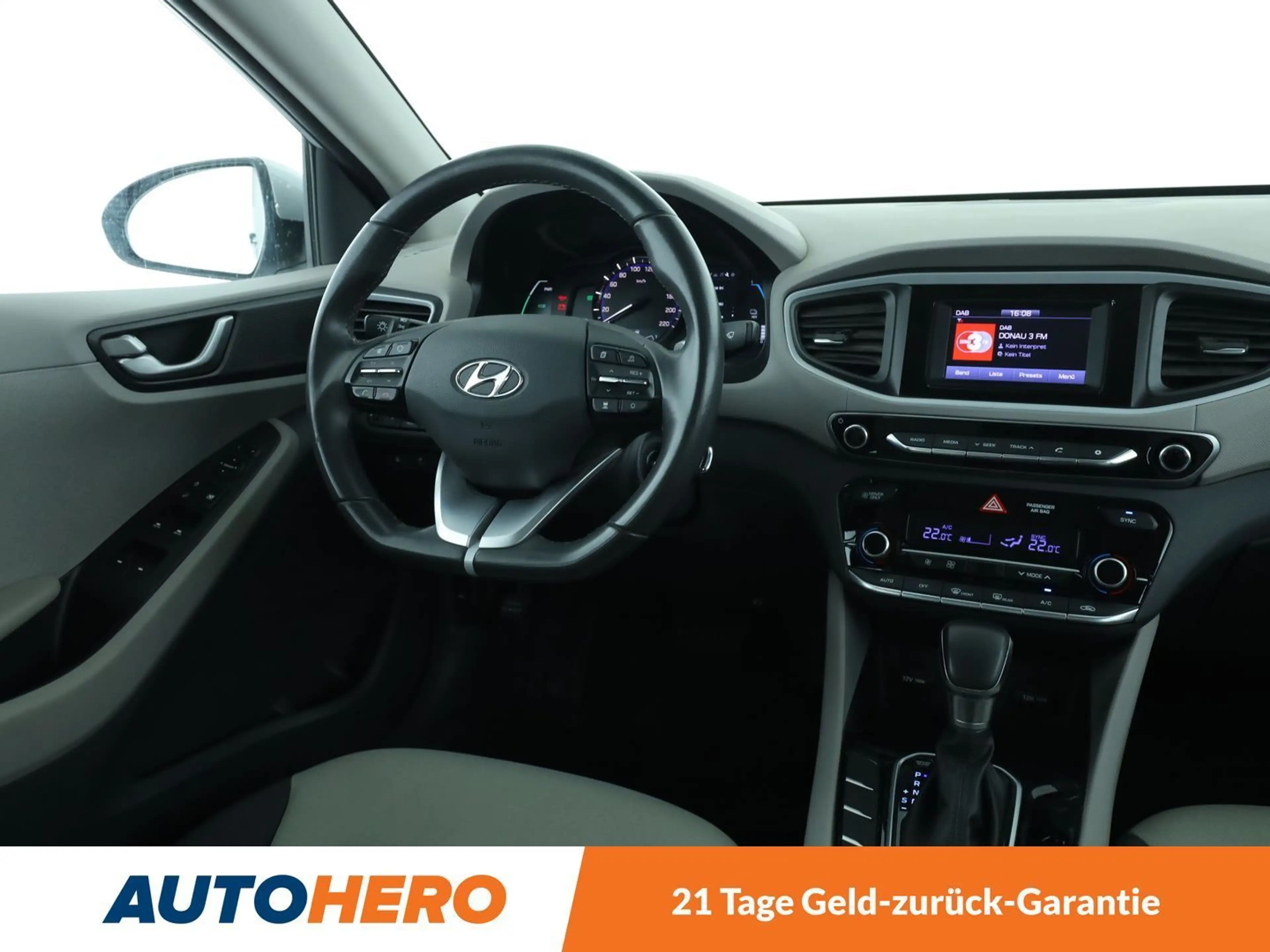 Hyundai IONIQ 1.6 Trend Plug-In Hybrid Aut.*TEMPO*CAM*PDC* — photo 13