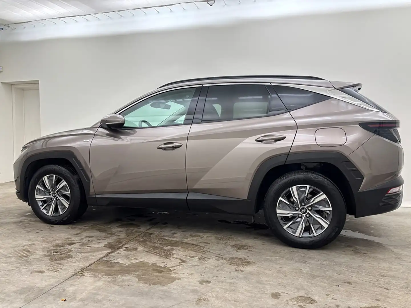 Hyundai TUCSON 1.6T-GDi Feel 48v 7DCT GPS Camera Dig.Airco Alu Le Bronzo - 2