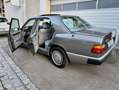 Mercedes-Benz 200 W 124 200 E Oldtimer - thumbnail 9