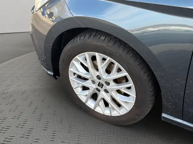 Seat Ibiza view 7