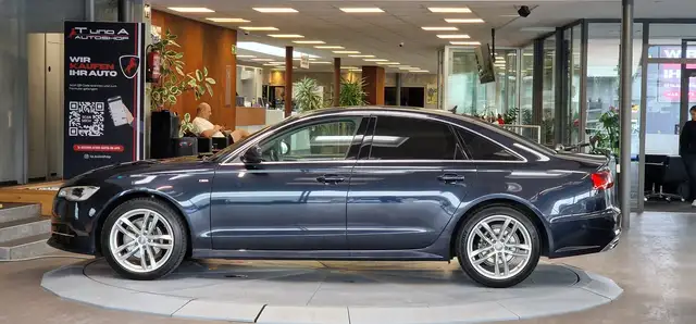Audi A6 view 4