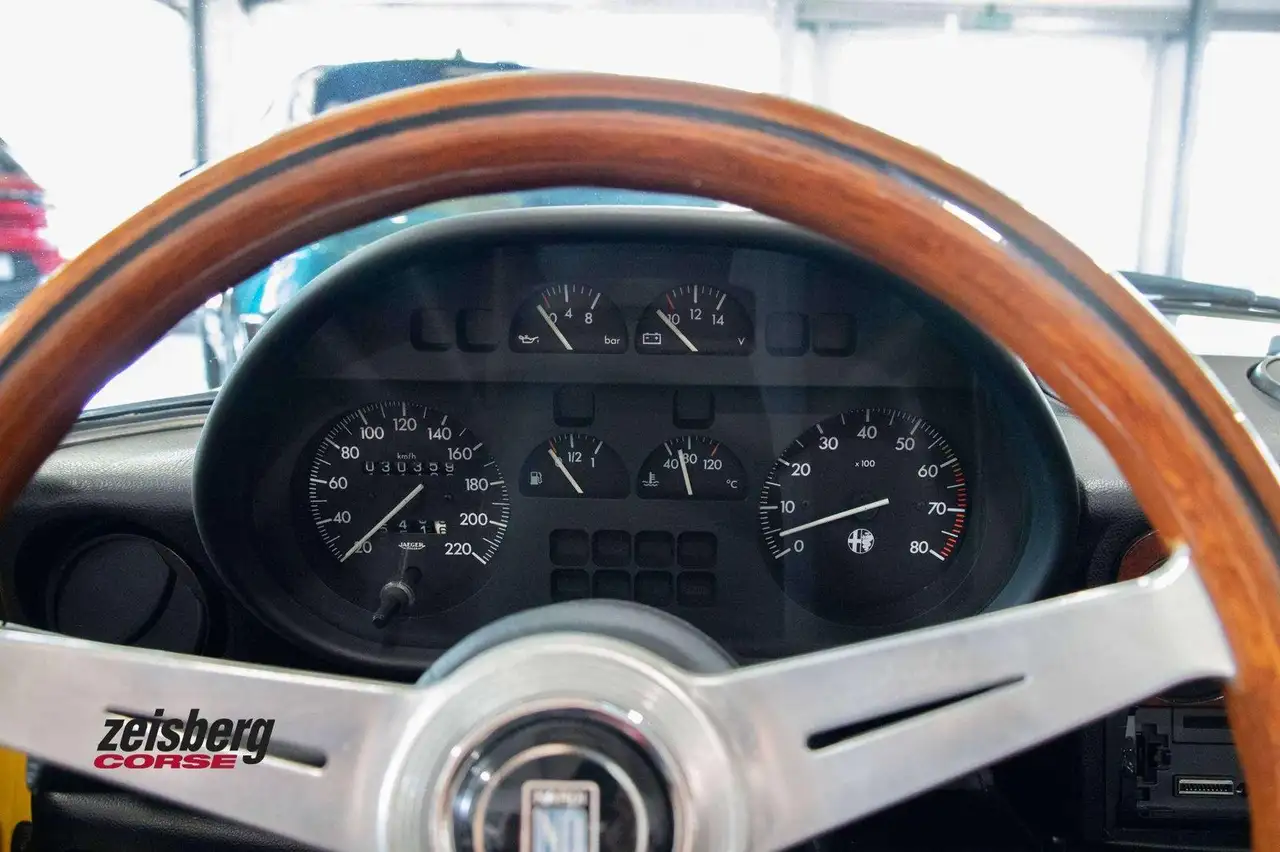 Alfa Romeo Spider 2.0 TRAUMZUSTAND Orig 30360KM, foto 12