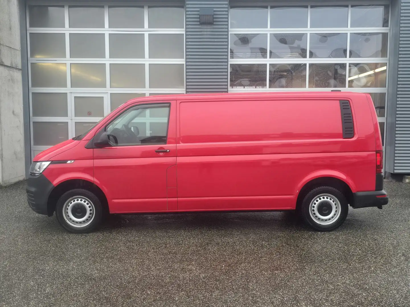 Volkswagen T6 Transporter T6.1 Transporter Kasten lang FWD Klima Rouge - 1