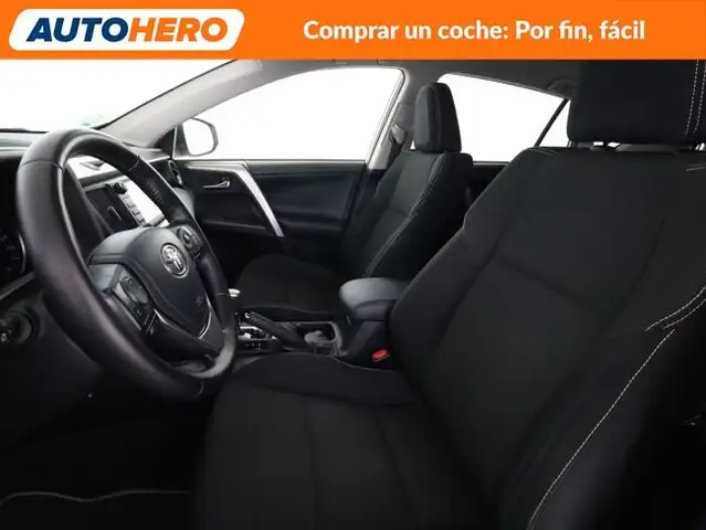 Toyota Rav4 view 11