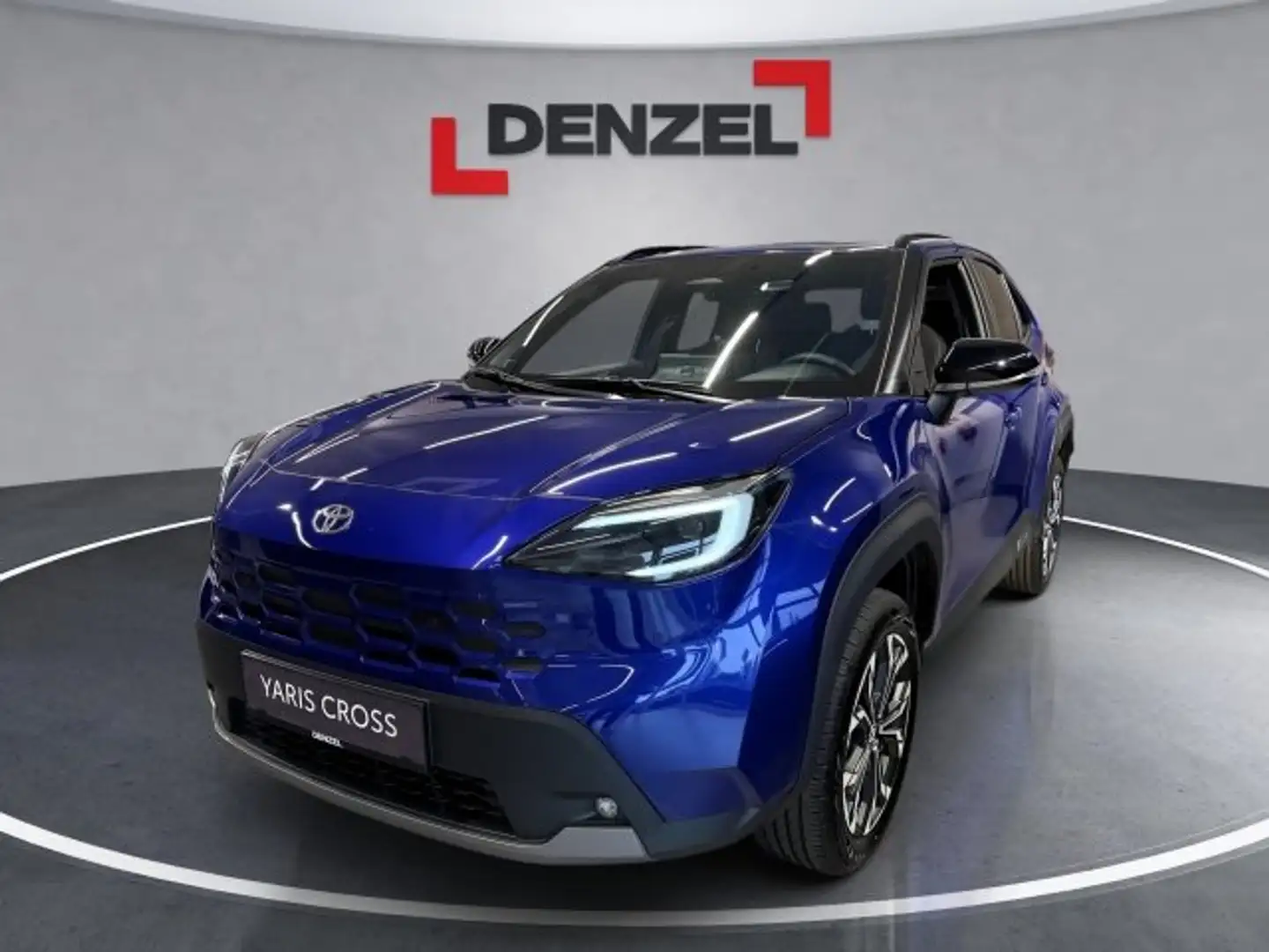 Toyota Yaris Cross 1,5 Hybrid Teamplayer + Technik Paket Blau - 2