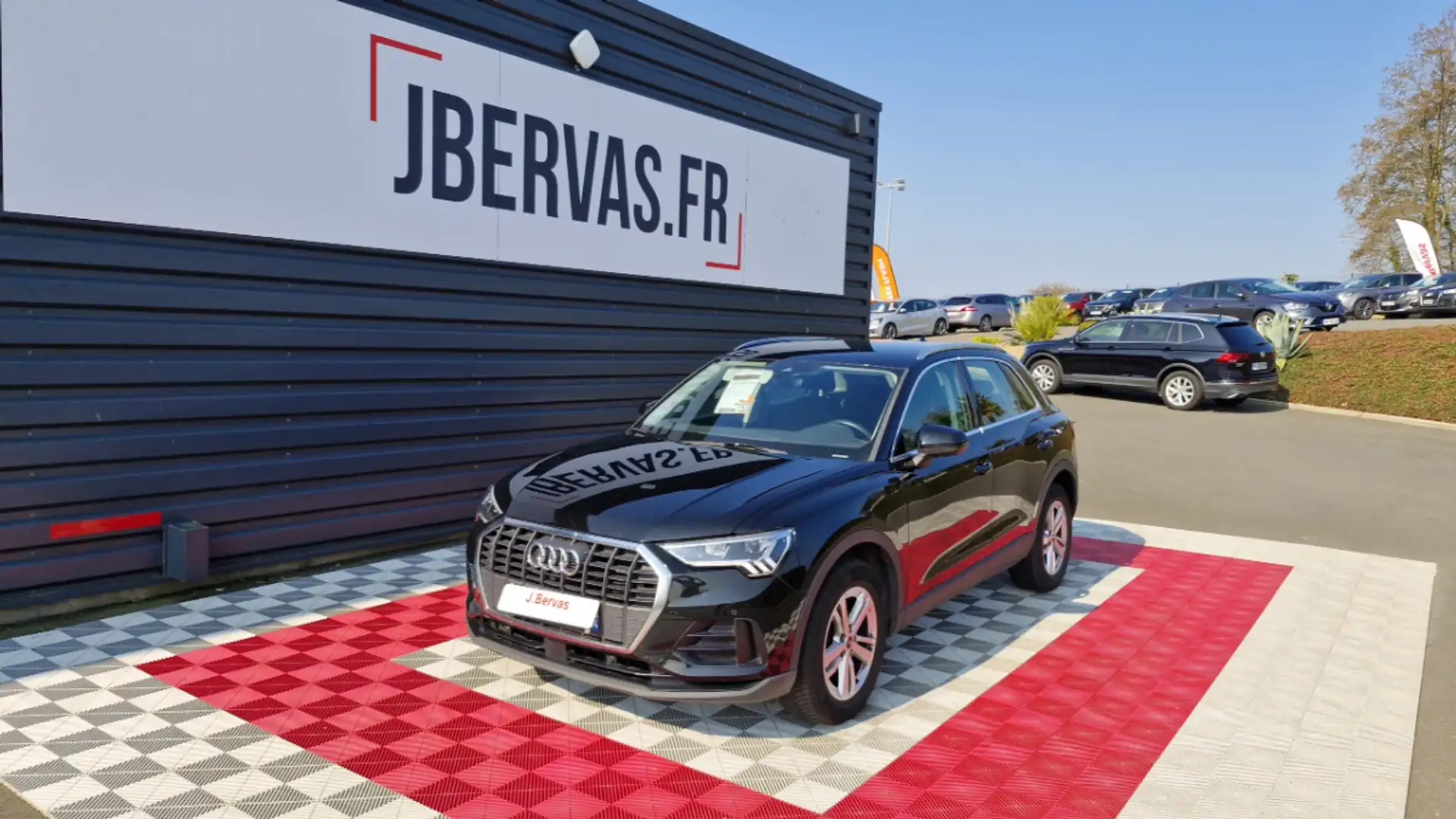 Audi Q3 35 TFSI 150 CH Noir - 1