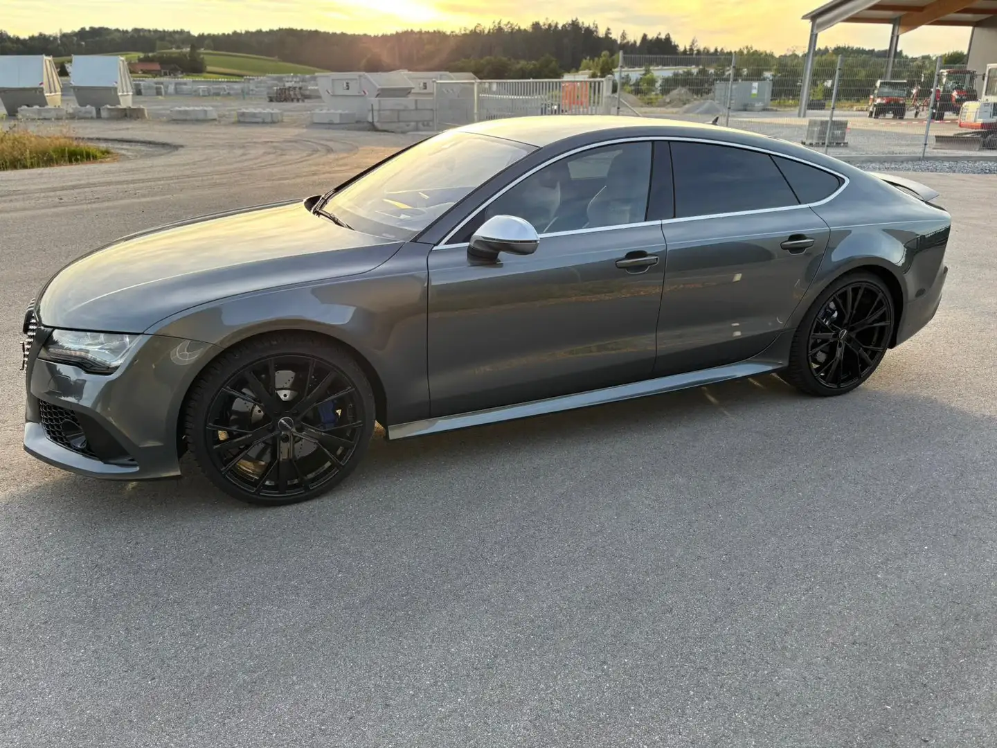Audi RS7 Grau - 1