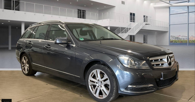 Mercedes-Benz C 180 C 180 BlueEff. AVANTGARDE XENON+ILS/T.LEDER/SHZ/NAVI/TEMPOMAT