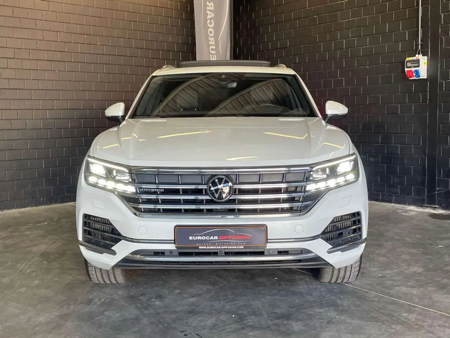 Volkswagen Touareg Elegance 4Motion 3.0 PHEV ehybrid 340CV * Blanc - 2