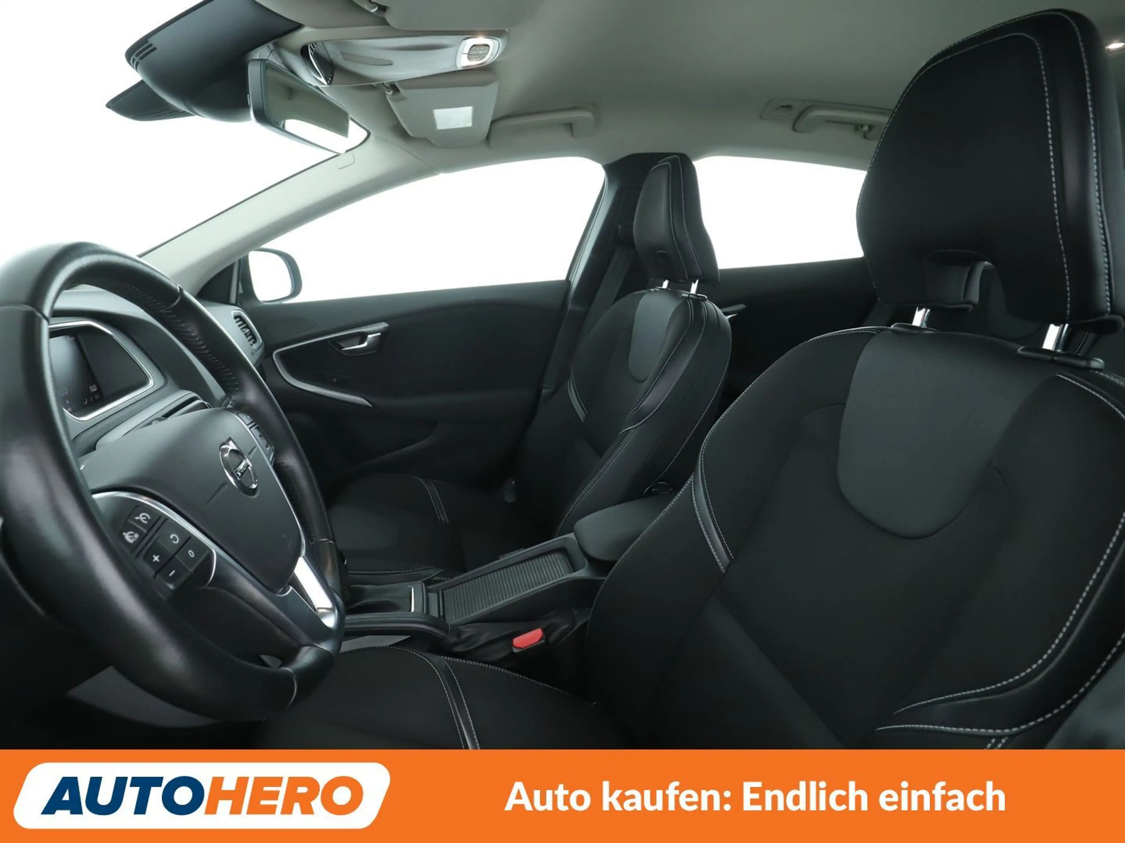 Volvo V40 1.5 Momentum Aut.*NAVI*LED*TEMPO*PDC*SHZ* — photo 10
