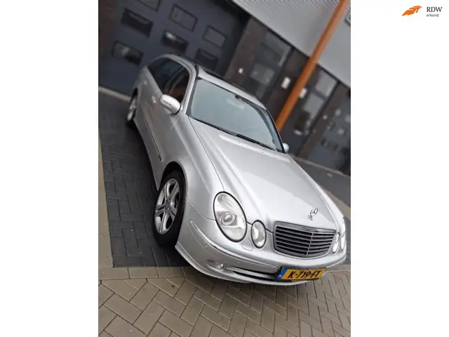 Mercedes-Benz E 320 Combi Avantgarde incl. GRATIS 16” wielen + banden