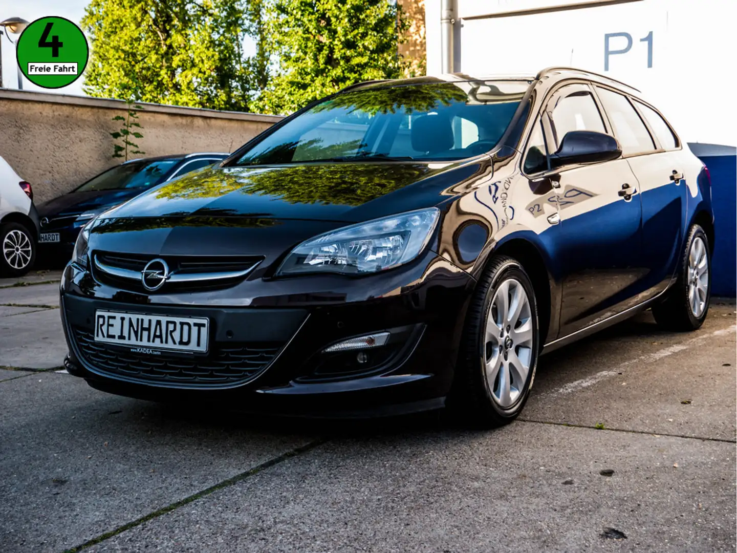 Opel Astra Sports Tourer 1.4 Style PDC SHZ FACEL. Hnědá - 1