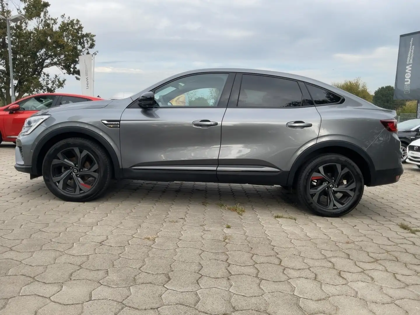 Renault Arkana TCe 160 R.S. Line Automatik Grau - 2