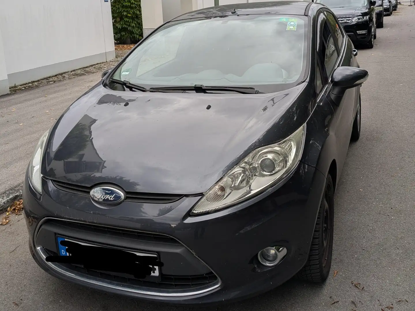 Ford Fiesta Fiesta 1.25 Trend Grau - 2